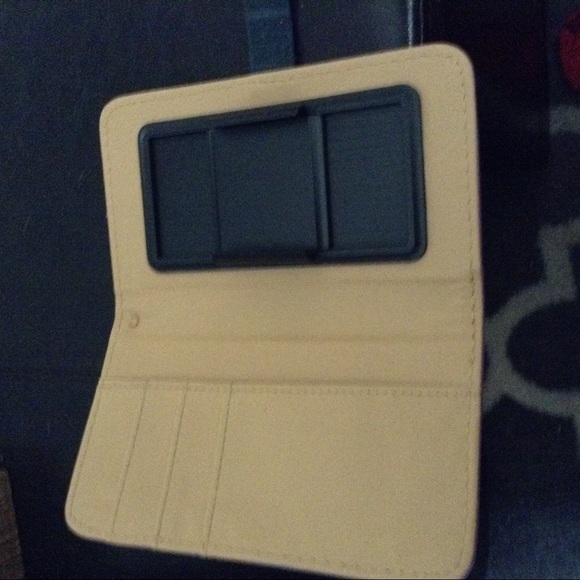 Wallet phone case - Picture 4 of 4